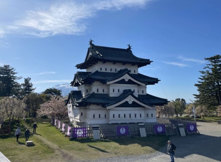 【47都道府県ひとり旅】#10青森県|弘前で洋館めぐりと青森グルメを楽しむ1泊2日 | 50代からのひとり旅とソロ活|心を整えるひとり時間