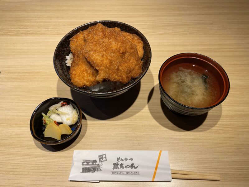 とんかつ政ちゃん　タレカツ丼