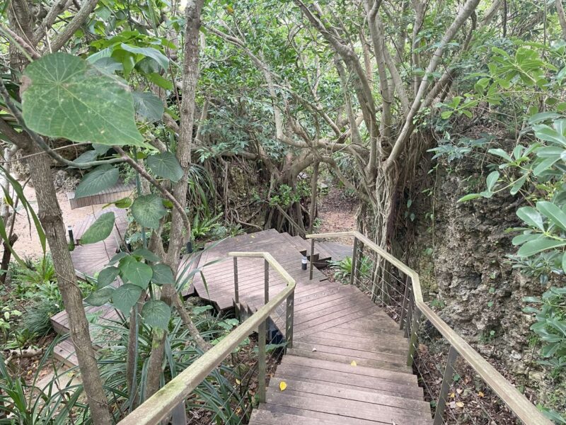 バンタカフェ岩場のテラス