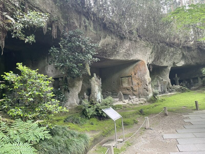 円通院 洞窟群