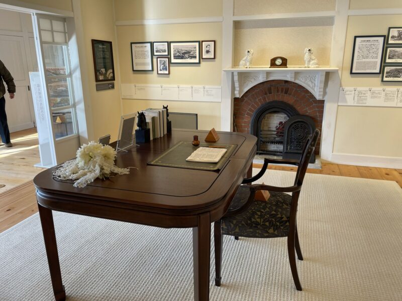 英国大使館別荘内部