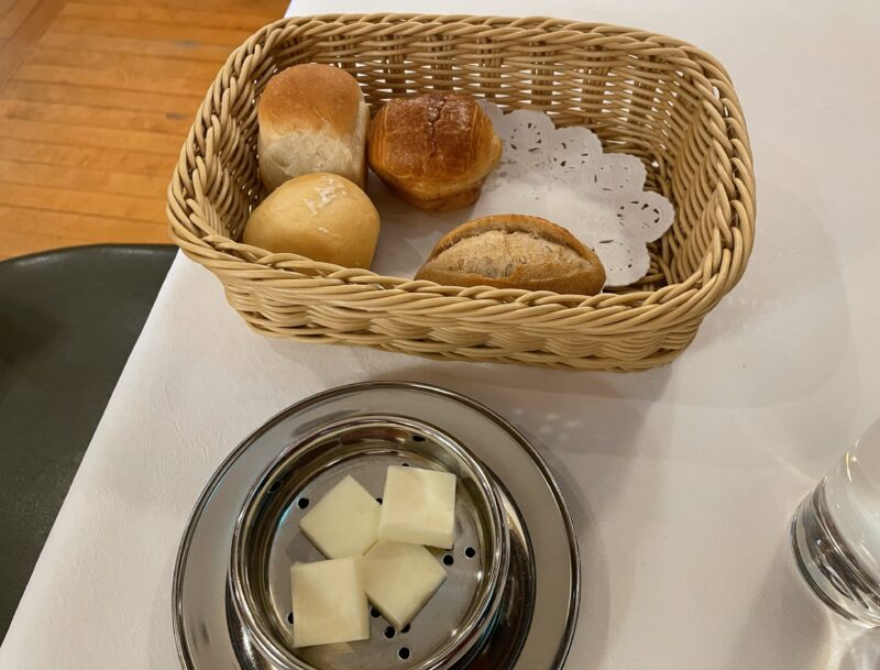 中禅寺金谷ホテル
夕食　オリジナルパン