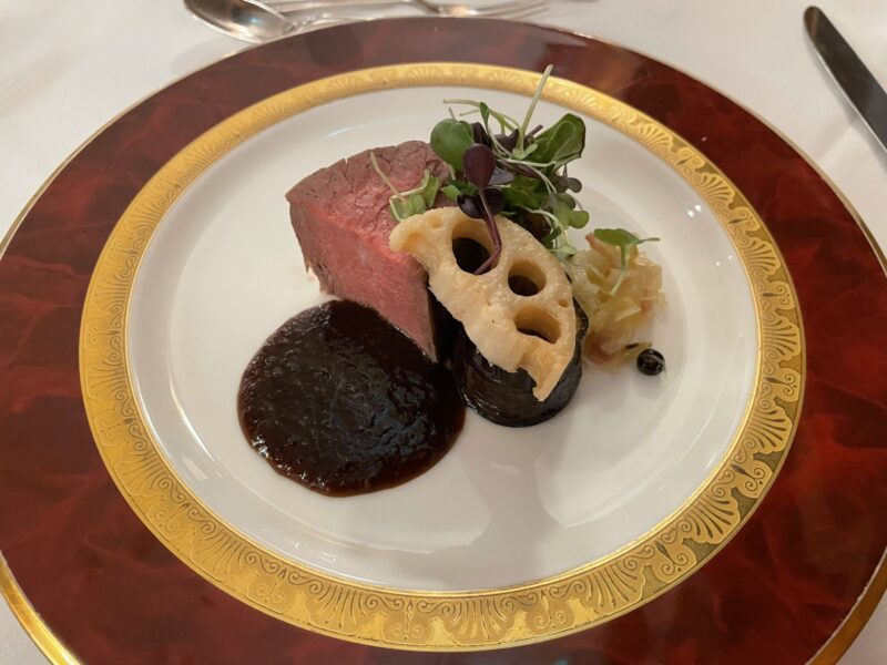 中禅寺金谷ホテル
夕食　肉料理