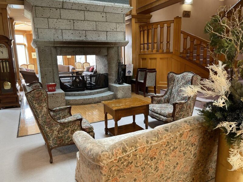 中禅寺金谷ホテルロビー